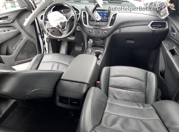 3GNAXKEV5LS720009 2020 CHEVROLET EQUINOX Белый Вид панели приборов
