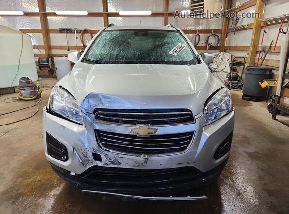 3GNCJLSB0GL219250 2016 CHEVROLET TRAX Silver Вид спереду