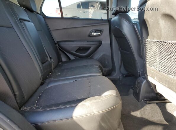 3GNCJLSB0KL117648 2019 CHEVROLET TRAX Black Widok tylnych siedzeń