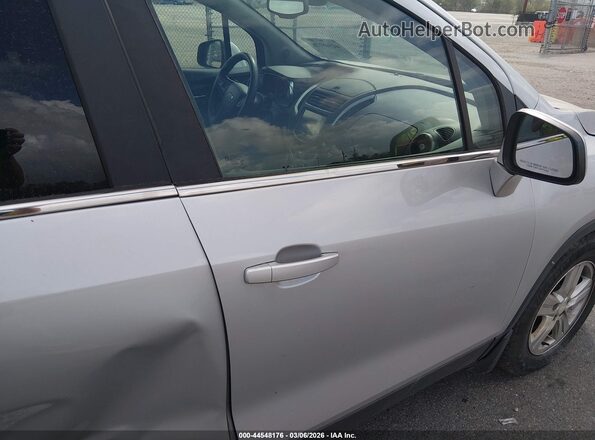 3GNCJLSB2GL266814 2016 CHEVROLET TRAX Gray Vista interior delantera