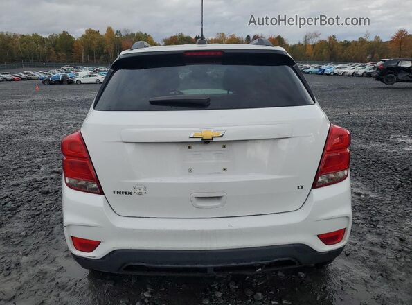 3GNCJLSB3KL304401 2019 CHEVROLET TRAX Белый Вид сзади