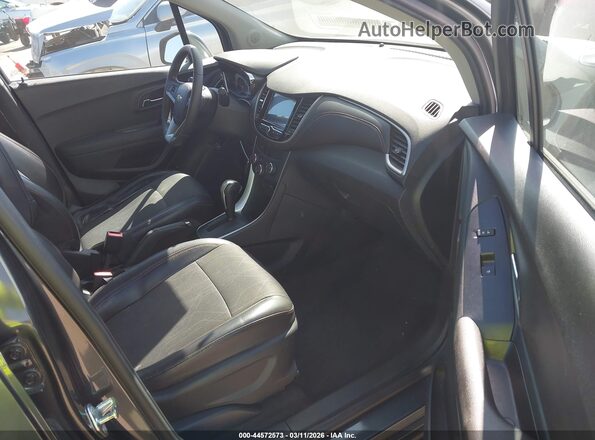 3GNCJLSB6HL288106 2017 CHEVROLET TRAX Черный Вид салона спереди