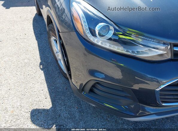 3GNCJLSB7LL269007 2020 CHEVROLET TRAX Gray Widok z przodu