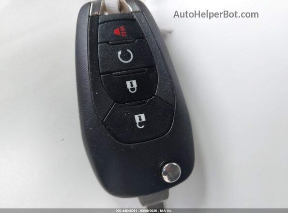 3GNCJLSBXLL210713 2020 CHEVROLET TRAX Белый Вид панели приборов