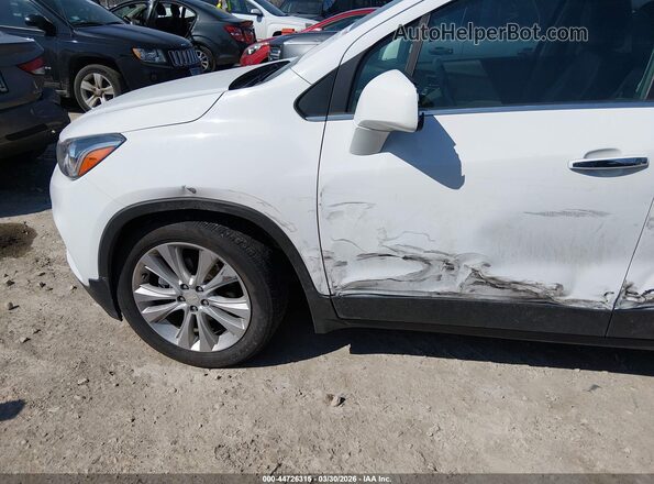3GNCJMSB5HL148733 2017 CHEVROLET TRAX Белый Вид спереди