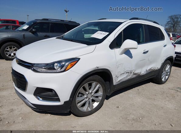 3GNCJMSB5HL148733 2017 CHEVROLET TRAX Белый Передняя левая четверть