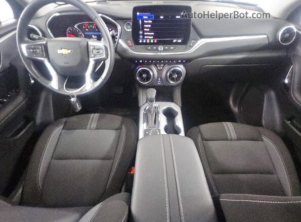 3GNKBCR48TS146953 2026 CHEVROLET BLAZER Черный Вид панели приборов