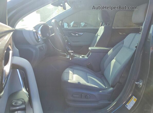 3GNKBCRS8LS614338 2020 CHEVROLET BLAZER Серый Вид салона спереди
