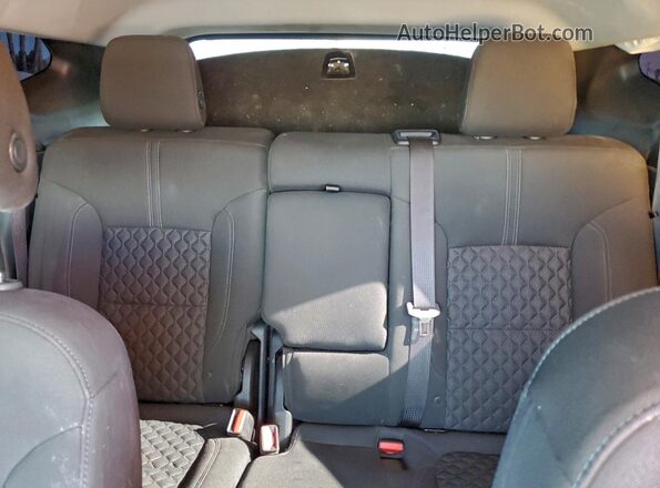 3GNKBGRS4KS679032 2019 CHEVROLET BLAZER White Rear seats view