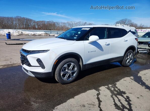 3GNKBHR40TS141050 2026 CHEVROLET BLAZER Белый Передняя левая четверть
