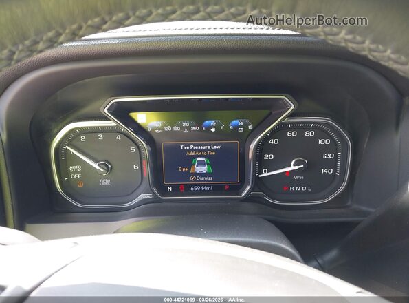 3GTP8FED9NG162122 2022 GMC SIERRA White Vista de los asientos traseros