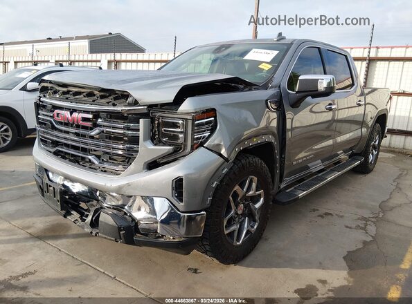 3GTUUDED6RG327794 2024 GMC SIERRA Серебряный Передняя левая четверть