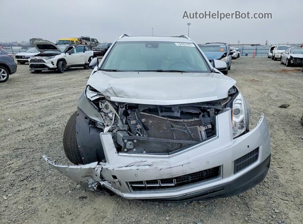 3GYFNBE31GS543851 2016 CADILLAC SRX Серебряный Вид спереди