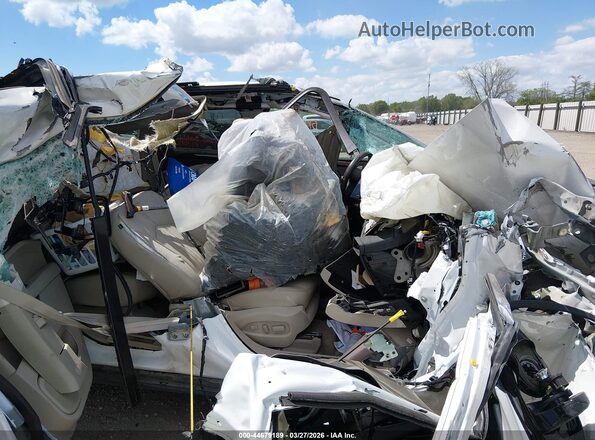 3GYFNBE32GS507151 2016 CADILLAC SRX White Widok wnętrza z przodu