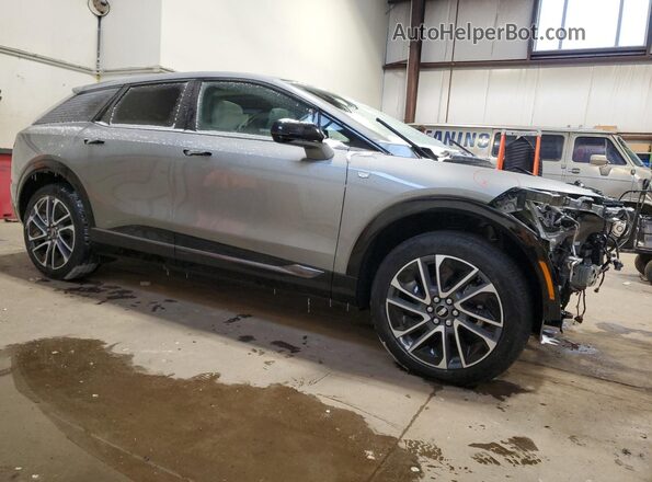 3GYK3EMR5SS167224 2025 CADILLAC OPTIQ Серый Передняя правая четверть