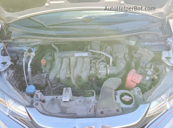 3HGGK5H46JM727317 2018 HONDA FIT Серебряный Вид задней части салона