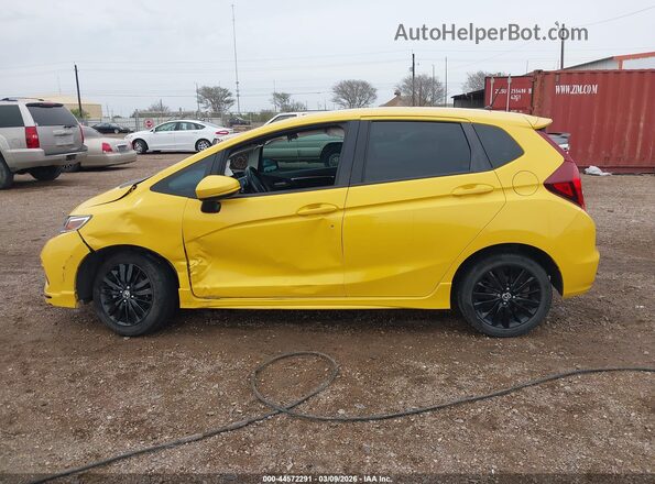 3HGGK5H64JM732940 2018 HONDA FIT Yellow Widok wnętrza z tyłu