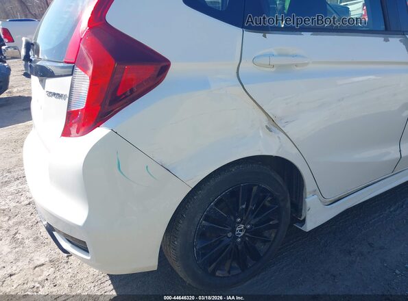 3HGGK5H66JM721017 2018 HONDA FIT White 