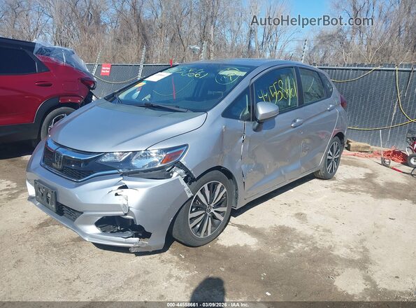 3HGGK5H81JM711738 2018 HONDA FIT Серебряный Передняя левая четверть