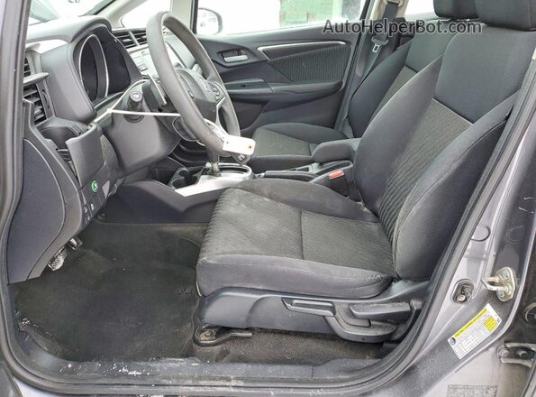 3HGGK5H87KM704374 2019 HONDA FIT Серый Вид салона спереди