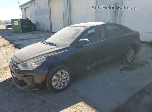 3KPA24AB2JE046641 2018 KIA RIO Black Przód lewy