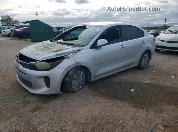 3KPA24AB2KE233376 2019 KIA RIO Silver Front left