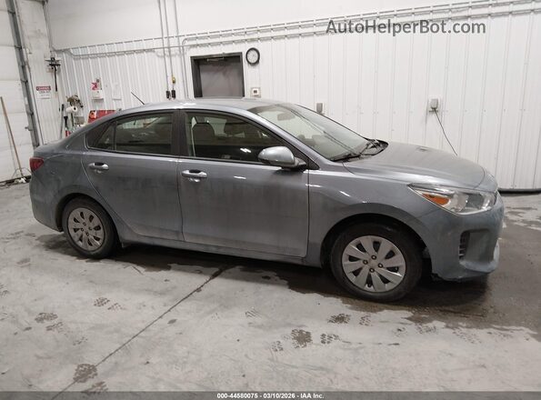 3KPA24AD1LE323296 2020 KIA RIO Gray Widok wnętrza z tyłu