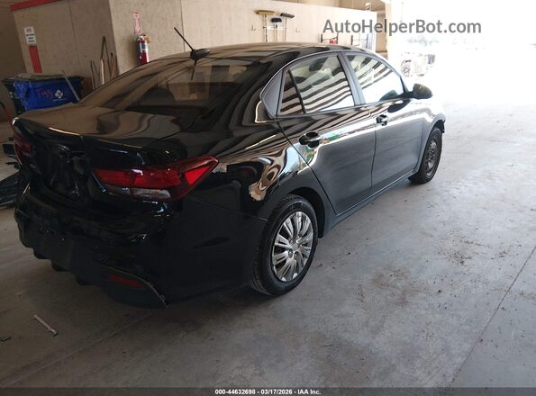 3KPA24AD1LE335044 2020 KIA RIO Черный Задняя правая четверть