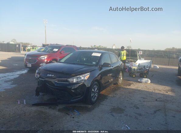 3KPA24AD1NE481494 2022 KIA RIO Черный Передняя левая четверть