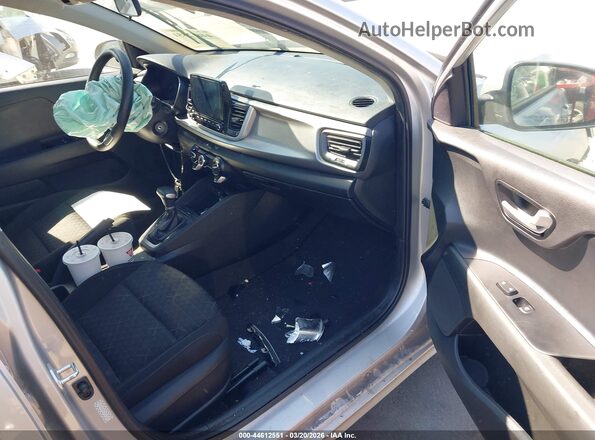 3KPA24AD1PE577113 2023 KIA RIO Серый Вид салона спереди
