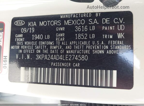 3KPA24AD4LE274580 2020 KIA RIO White Widok komory silnika