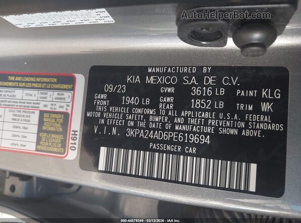 3KPA24AD6PE619694 2023 KIA RIO Серебряный Вид подкапотного пространства