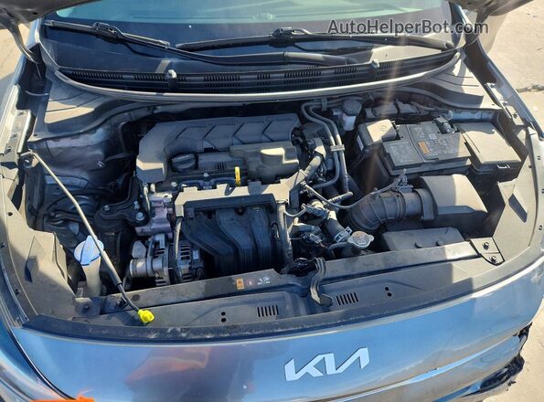 3KPA24AD7NE439069 2022 KIA RIO Серый Вид задней части салона