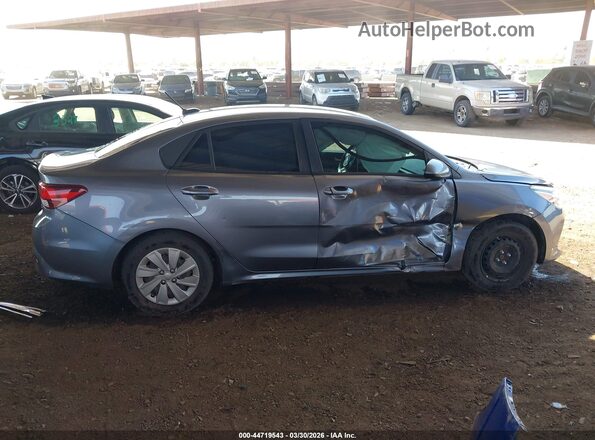 3KPA24AD8LE321125 2020 KIA RIO Серый Вид задней части салона