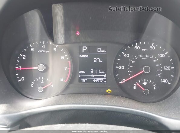 3KPA24AD8LE329788 2020 KIA RIO Серебряный Вид задних сидений