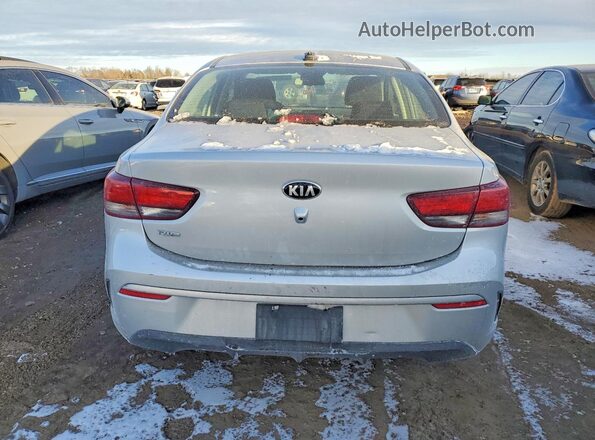 3KPA24AD8ME413644 2021 KIA RIO Silver Вид ззаду