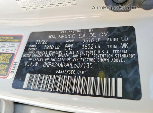 3KPA24AD9PE537135 2023 KIA RIO Белый Вид подкапотного пространства