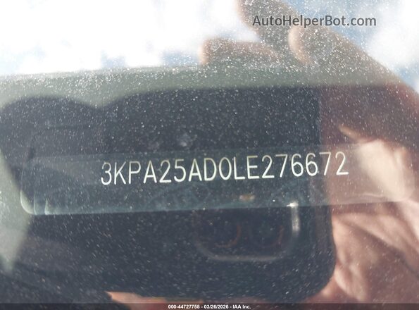 3KPA25AD0LE276672 2020 KIA RIO 5-DOOR White Widok komory silnika