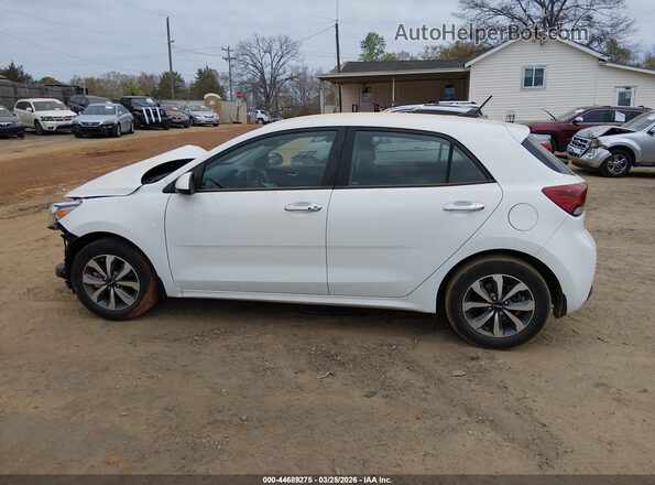 3KPA25AD9PE558654 2023 KIA RIO 5-DOOR Белый 