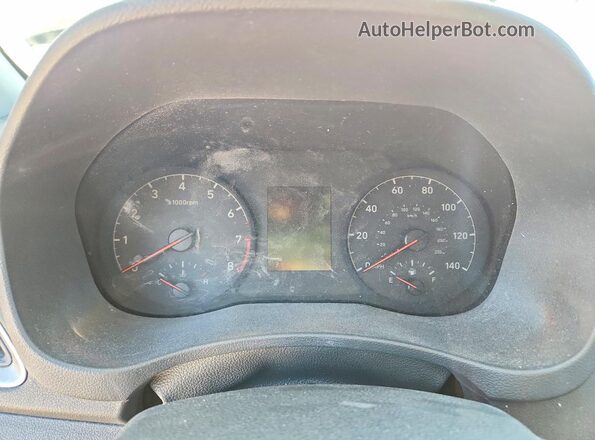 3KPC24A30JE014514 2018 HYUNDAI ACCENT Silver Widok zestawu wskaźników