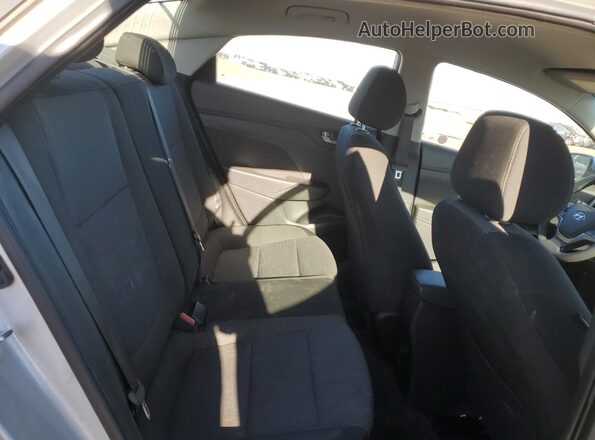 3KPC24A30KE063326 2019 HYUNDAI ACCENT Серебряный Вид задних сидений