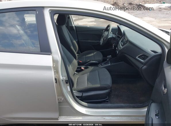 3KPC24A31KE050892 2019 HYUNDAI ACCENT Бежевый Вид салона спереди