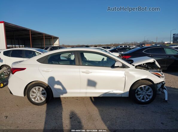 3KPC24A31KE068065 2019 HYUNDAI ACCENT Белый Вид задней части салона