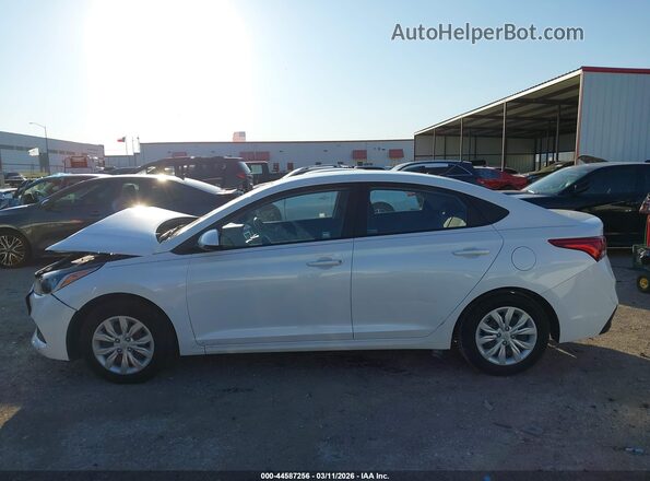 3KPC24A31KE068065 2019 HYUNDAI ACCENT Белый Панорамный вид салона 360°