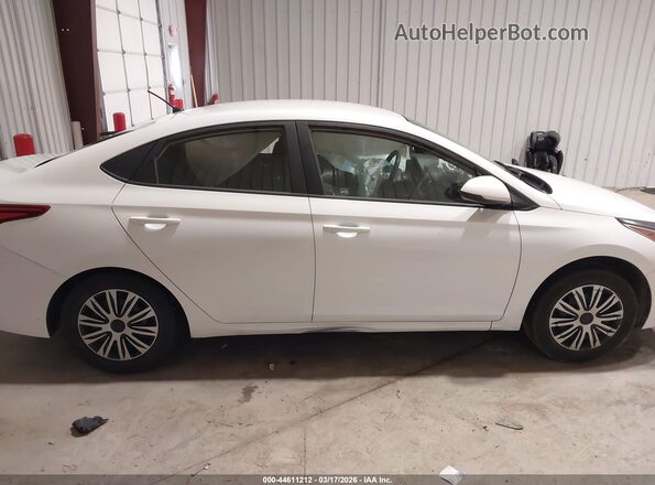 3KPC24A3XKE077041 2019 HYUNDAI ACCENT Белый Панорамный вид салона 360°