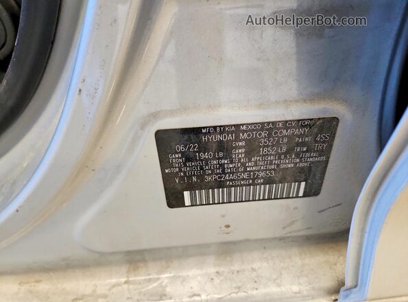 3KPC24A65NE179653 2022 HYUNDAI ACCENT Серебряный Вид подкапотного пространства