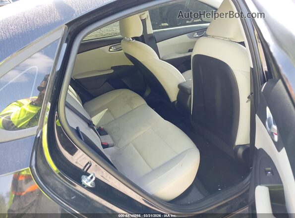 3KPF24AD1NE493876 2022 KIA FORTE Черный Вид наклейки с VIN-кодом