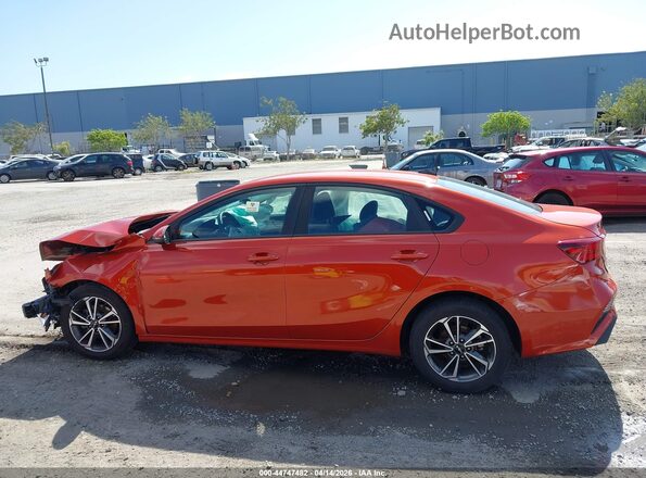 3KPF24AD1PE512977 2023 KIA FORTE Оранжевый 