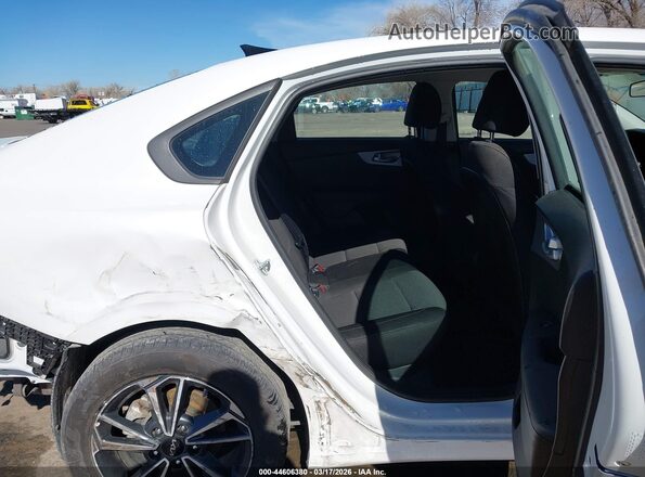 3KPF24AD1PE553044 2023 KIA FORTE Белый Вид наклейки с VIN-кодом