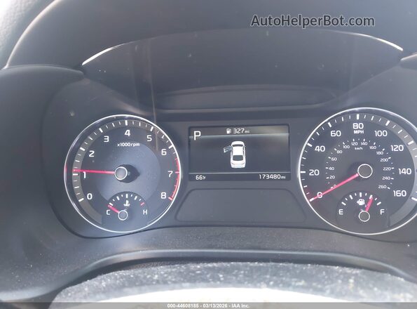 3KPF24AD2NE487469 2022 KIA FORTE Gray Widok tylnych siedzeń